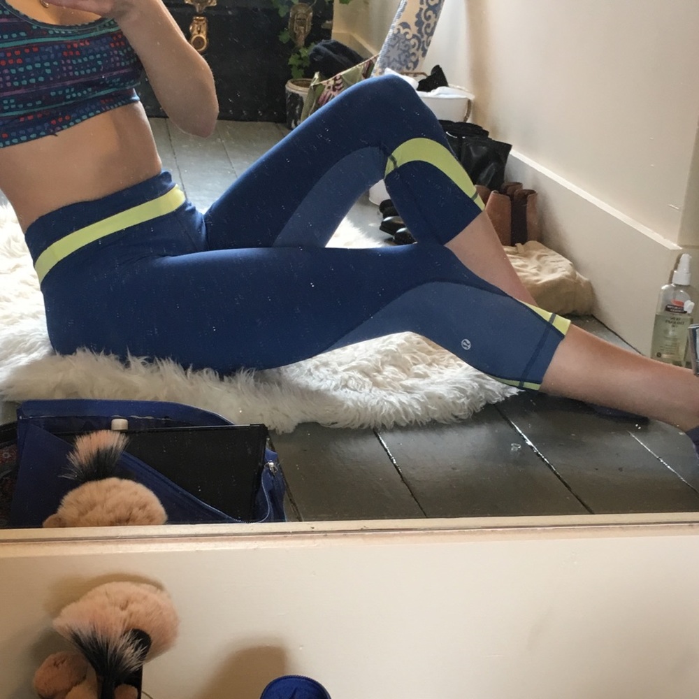 Lululemon leggings!